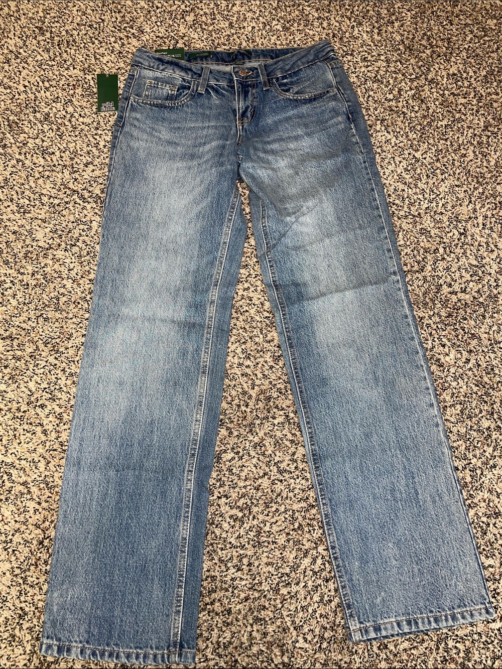 Classic Women's Straight-Leg Jeans in Medium Blue Size 2 NWT
